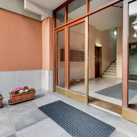 Apartment Elegance In City